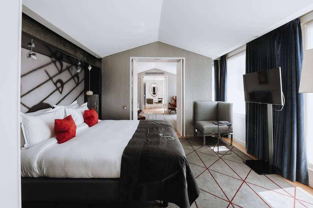 Hotel De Sers Champs Elysees Párizs Szoba fotó