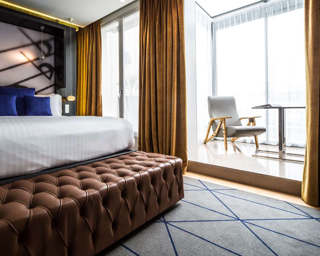 Hotel De Sers Champs Elysees Párizs Szoba fotó